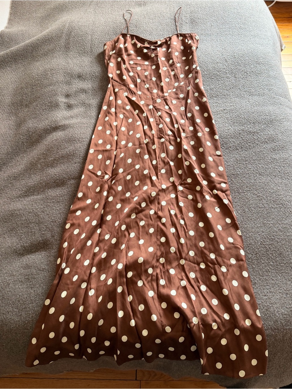 DOEN Lorraine Polka Dot Silk Blend Satin Midi Dress - Picture 5 of 7